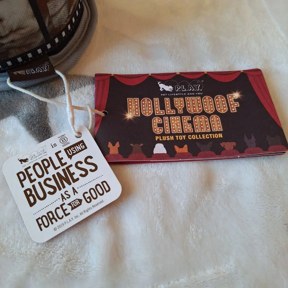 P.L.A.Y.'s Hollywoof Cinema‎ Momo's Movie Reel Fun Dog Toy New Squeaks Crinkle